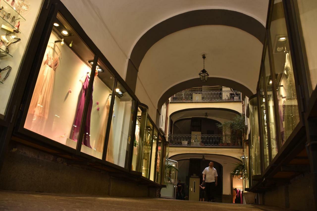 Appartement Napoli A Chiaia Extérieur photo