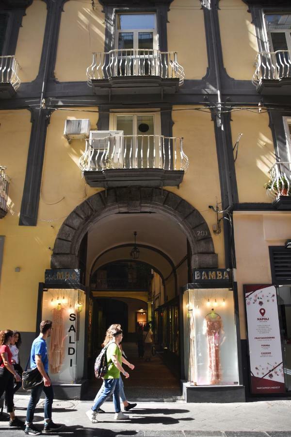 Appartement Napoli A Chiaia Extérieur photo