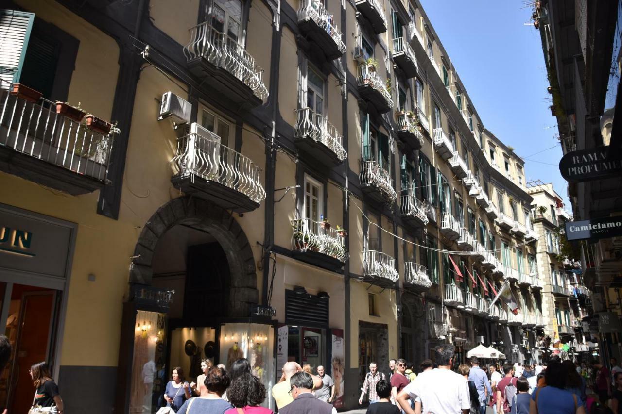 Appartement Napoli A Chiaia Extérieur photo